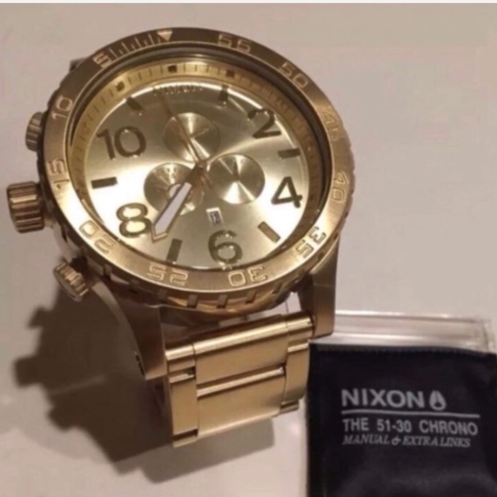 Nixon 51 30 black gold